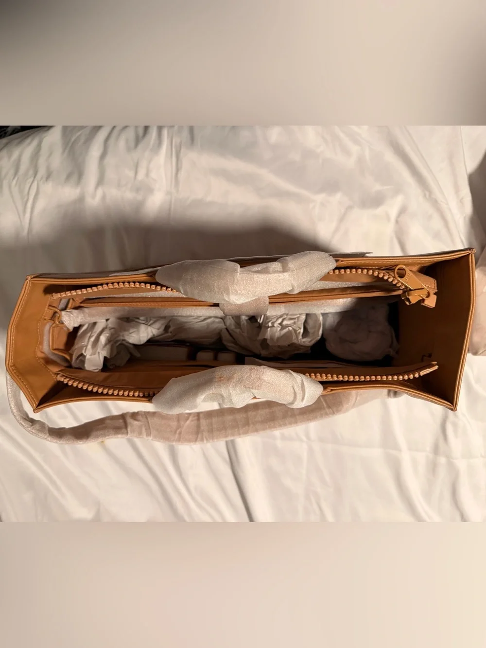 ✨ Dagne Dover — Leather Tote – NWT- Spacious Work & Travel Bag ✨